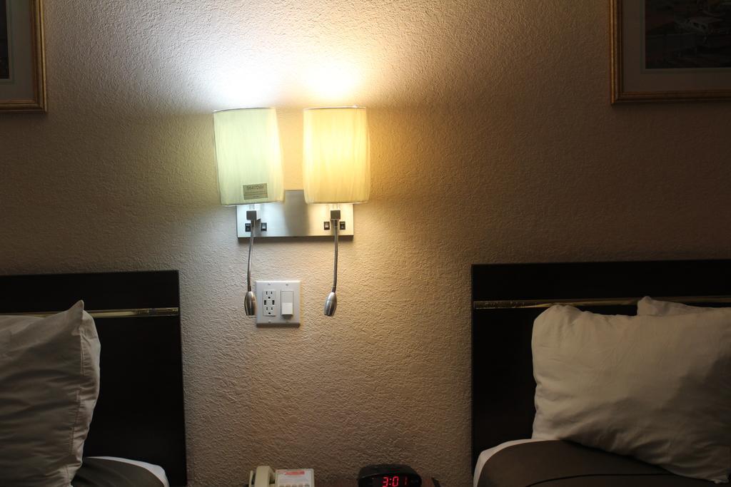 Americas Best Value Inn-Near Nrg Park/Medical Center Houston Dış mekan fotoğraf